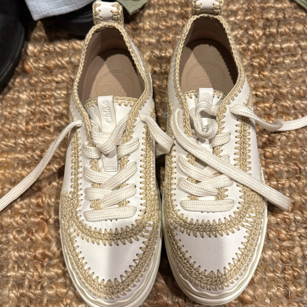 Used twice Chloe crotch white leather sneaker